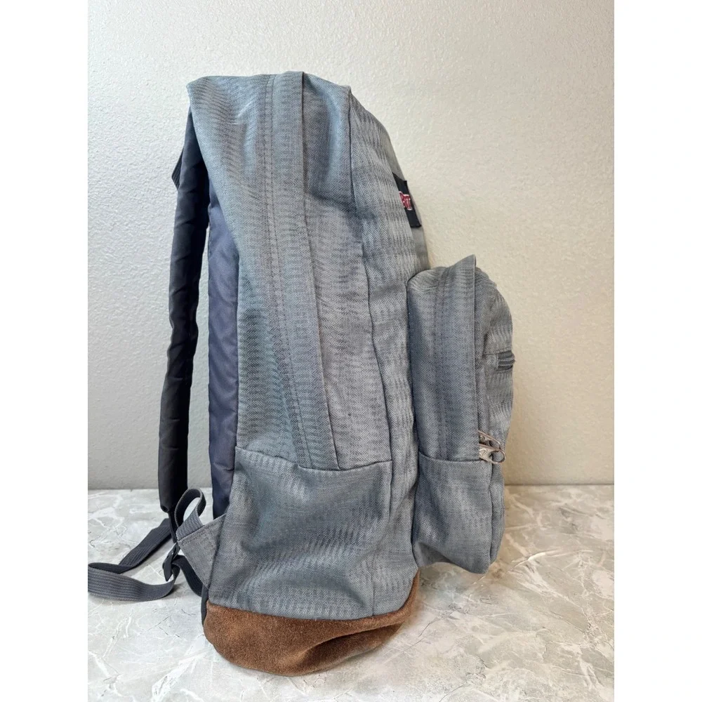 Jansport Right Pack Expressions Grey Chevron Backpack Leather Bottom JS00TZR6